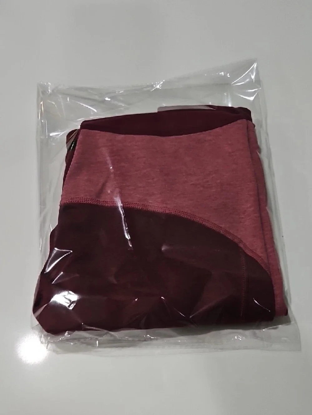 Nike Fast Two-Tone High-Rise Leggings in Rose and Burgundy Sz S/P. Like New